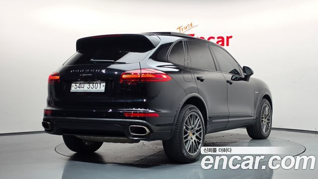 Porsche Cayenne 3.0 Diesel Platium Edition 958 — пробег 190 962 км — фото 2 из 5