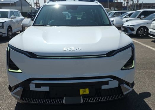 Kia EV5 Long Range 2WD Earth — пробег 1 км — фото 1 из 5