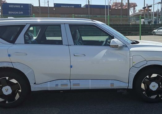 Kia EV5 Long Range 2WD Earth — пробег 1 км — фото 2 из 5