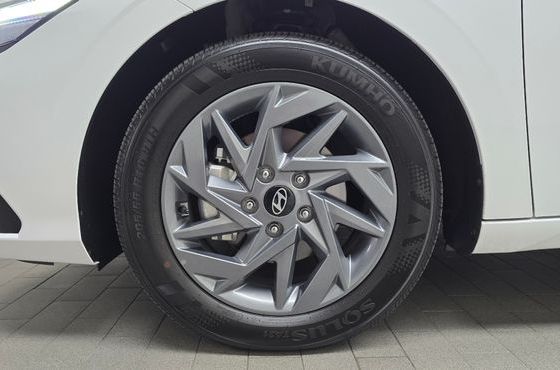 Hyundai AVANTE 1.6 Modern — пробег 5 993 км — фото 5 из 5