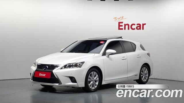 Lexus CT200h 1.8 Supreme ZWA10 — пробег 53 266 км — фото 1 из 5