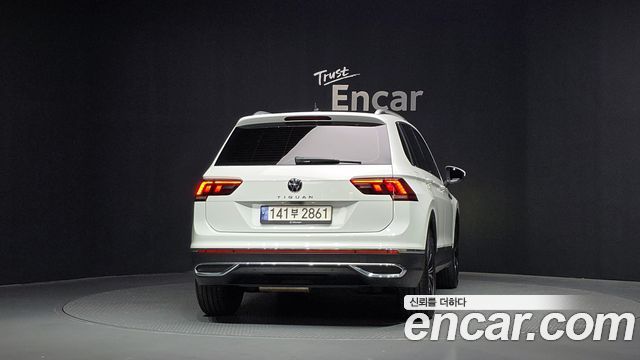 Volkswagen Tiguan 2.0 TDI Premium — пробег 57 603 км — фото 4 из 5