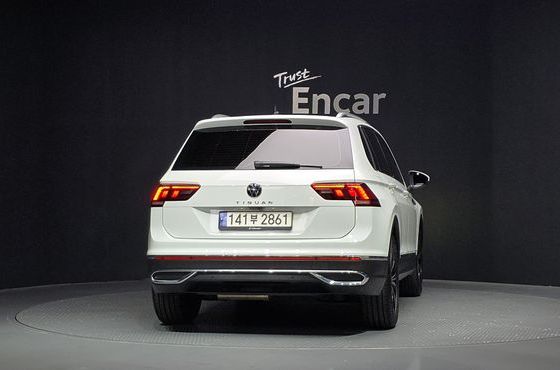 Volkswagen Tiguan 2.0 TDI Premium — пробег 57 603 км — фото 4 из 5
