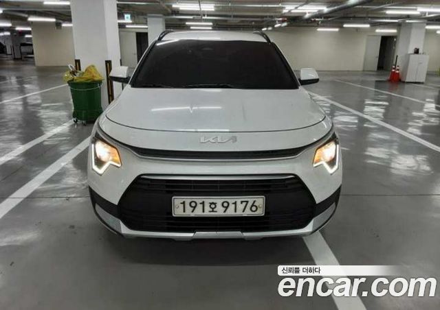 Kia Niro Trendy — пробег 162 869 км — фото 1 из 5