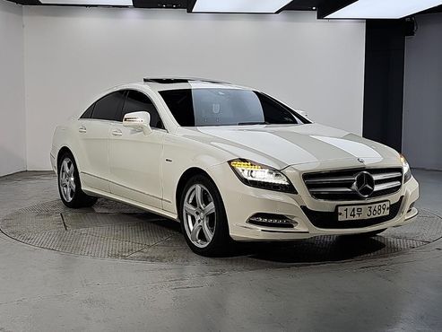 Mercedes-Benz CLS-Class CLS350 BlueEFFICIENCY — пробег 108 670 км — фото 2 из 5