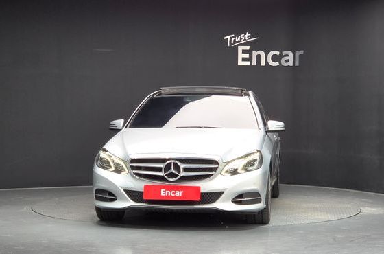 Mercedes-Benz E-Class E300 4MATIC Avantgarde — пробег 135 496 км — фото 3 из 5