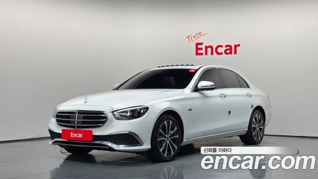 Mercedes-Benz E-Class E300e 4MATIC Exclusive — пробег 97 304 км — фото 1 из 5