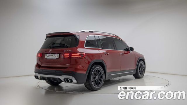 Mercedes-Benz GLB-Class AMG GLB35 4MATIC — пробег 16 716 км — фото 2 из 5