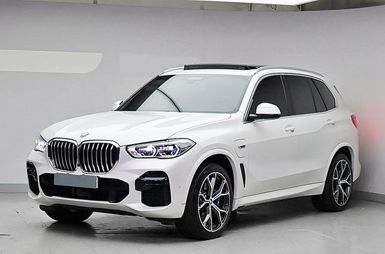 BMW X5 xDrive 45e M Sport — пробег 63 217 км — фото 1 из 5