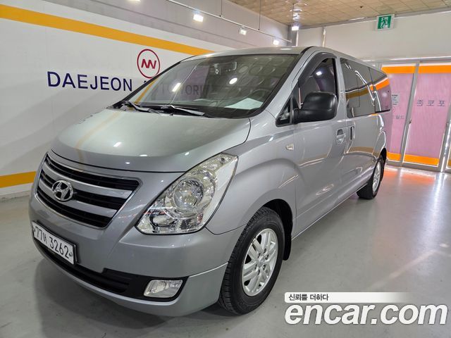 Hyundai Starex 12-Seater Wagon Smart — пробег 165 665 км — фото 2 из 5