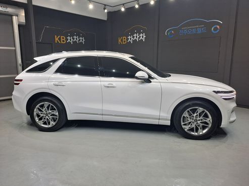 Genesis GV70 2.5T Gasoline 2WD — пробег 29 350 км — фото 3 из 5