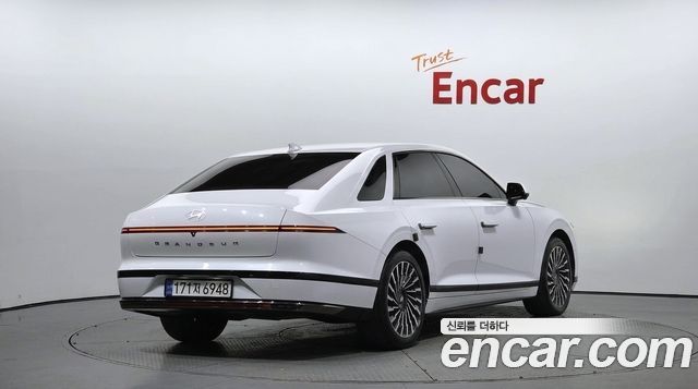 Hyundai Grandeur Calligraphy — пробег 48 200 км — фото 2 из 5