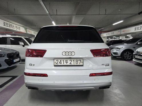 Audi Q7 45 TFSI Quattro — пробег 204 708 км — фото 3 из 5
