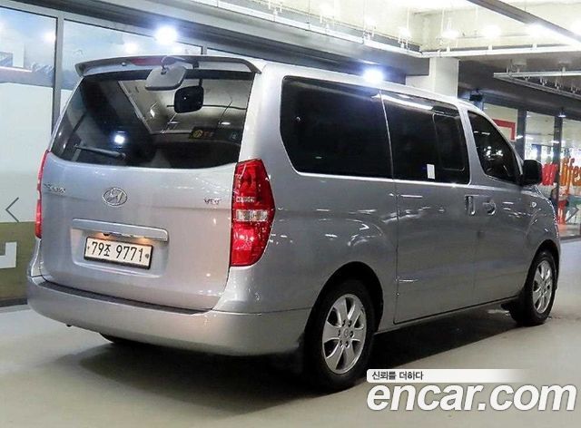 Hyundai Starex Wagon 11-Seater Modern — пробег 196 857 км — фото 4 из 5