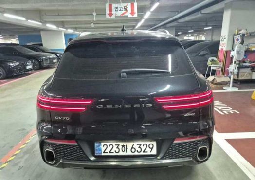 Genesis GV70 2.5T Gasoline AWD — пробег 20 903 км — фото 3 из 5