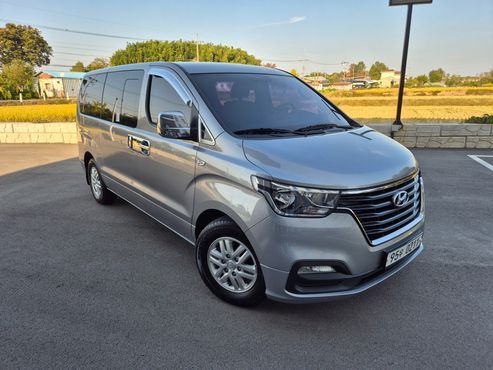 Hyundai Starex Van 5-Seater Modern — пробег 161 447 км — фото 5 из 5