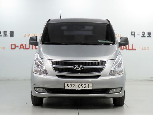 Hyundai Starex 3-Seater VAN CVX Luxury — пробег 327 378 км — фото 3 из 5