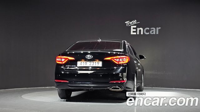 Hyundai Sonata LPI Premium Special — пробег 131 899 км — фото 4 из 5