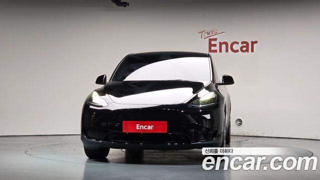Tesla Model Y RWD — пробег 32 812 км — фото 3 из 5