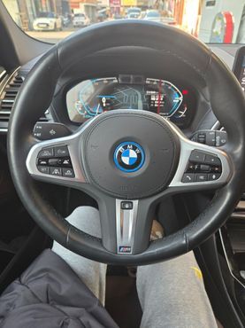 BMW iX3 M Sports — пробег 7 200 км — фото 5 из 5