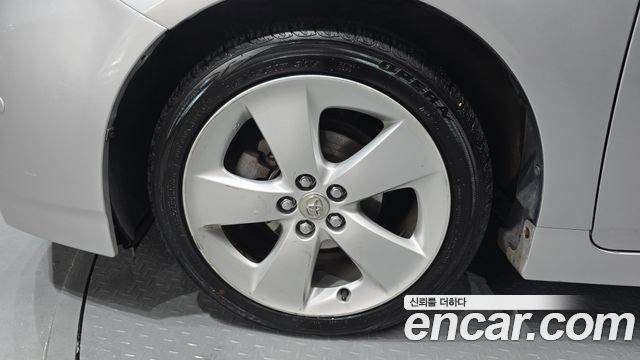 Toyota Prius 1.8 — пробег 148 368 км — фото 5 из 5