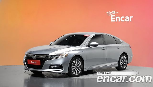 Honda Accord 2.0 Hybrid Touring — пробег 83 649 км — фото 1 из 5