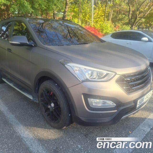 Hyundai Santafe Diesel(e-VGT) 2.2 2WD Exclusive Special — пробег 200 000 км — фото 2 из 5
