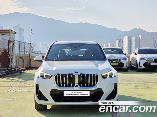 BMW X1 sDrive 18d M Sport — пробег 4 305 км — фото 3 из 5