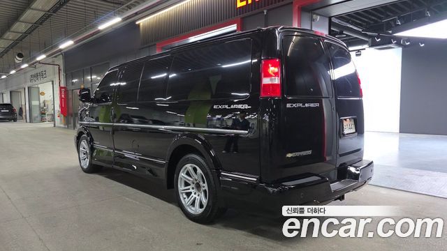 Chevrolet Express Van 6.0 — пробег 96 641 км — фото 2 из 5