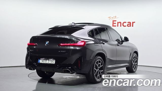 BMW X4 xDrive20i M Sport — пробег 79 308 км — фото 2 из 5