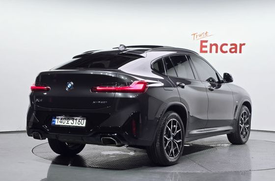 BMW X4 xDrive20i M Sport — пробег 79 308 км — фото 2 из 5