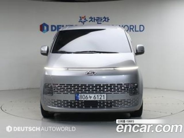 Hyundai Staria L3.5 Cargo 5-Seater Modern — пробег 30 200 км — фото 3 из 5