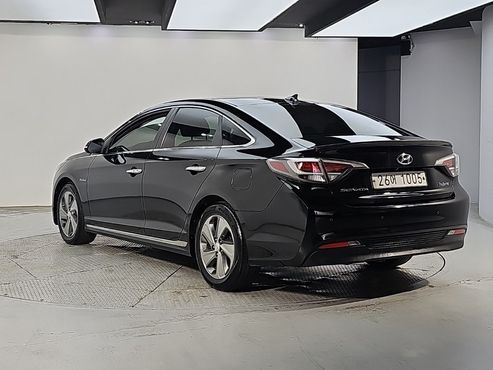 Hyundai Sonata 2.0 HEV Modern — пробег 217 695 км — фото 3 из 5