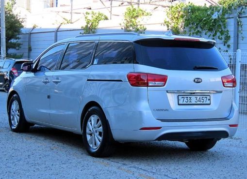 Kia Carnival 11-seater Luxury — пробег 139 876 км — фото 3 из 5