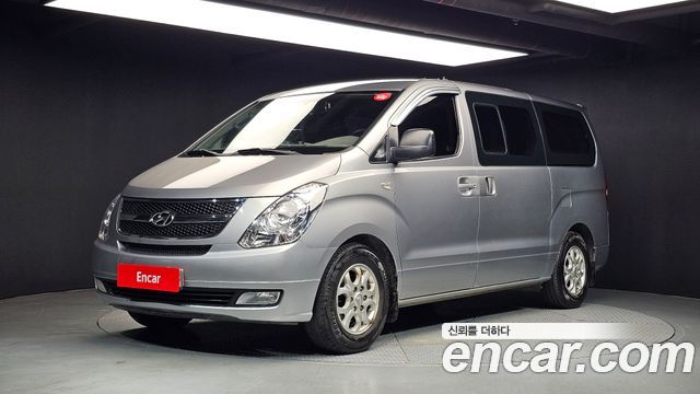 Hyundai Starex 12-Seater Wagon CVX Premium — пробег 164 918 км — фото 1 из 5