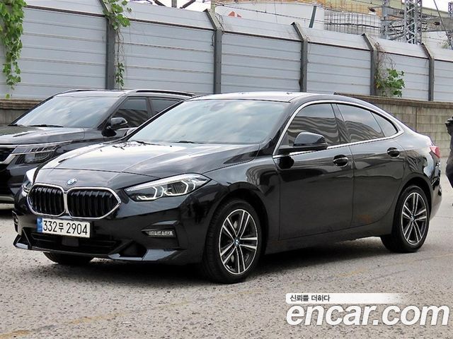 BMW 2-Series 220i Sport — пробег 30 295 км — фото 3 из 5