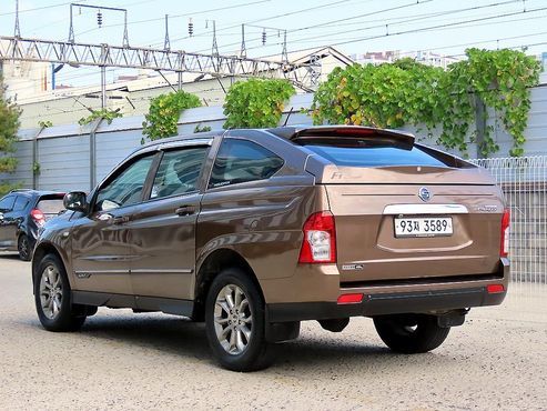Ssangyong KORANDO CX7 4WD VISION — пробег 88 207 км — фото 3 из 5