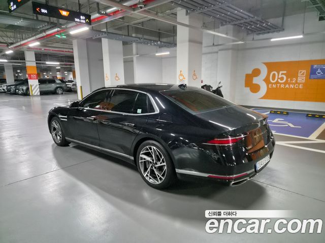 Genesis G90 из Кореи Encar