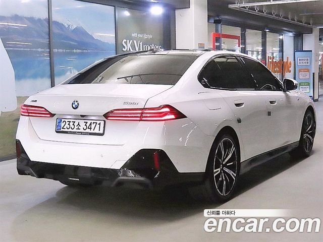 BMW 5-Series 530i xDrive M Sport — пробег 47 387 км — фото 4 из 5