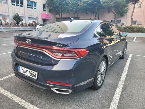 Hyundai Grandeur 2.2 Diesel Premium Special — пробег 62 600 км — фото 5 из 5