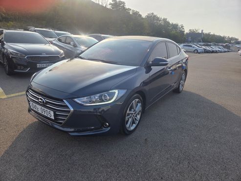Hyundai AVANTE 1.6 GDI Modern special — пробег 190 000 км — фото 1 из 5