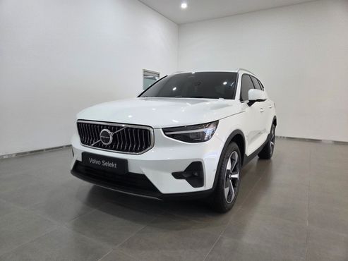 Volvo XC40 B4 Ultra Bright — пробег 1 249 км — фото 1 из 5