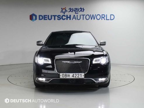 Chrysler 300C 3.6 AWD — пробег 96 479 км — фото 3 из 5