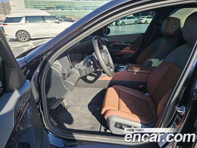 BMW i5 xDrive 40 M Sport Pro — пробег 38 634 км — фото 5 из 5