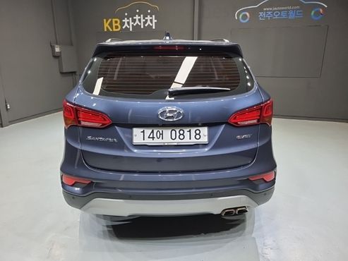 Hyundai Santafe Diesel 2.0 2WD Premium — пробег 90 000 км — фото 4 из 5