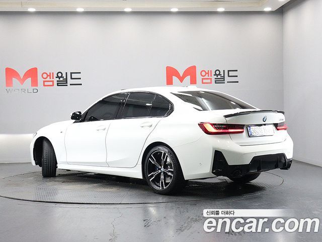 BMW 3-Series 320i M Sport — пробег 26 077 км — фото 4 из 5