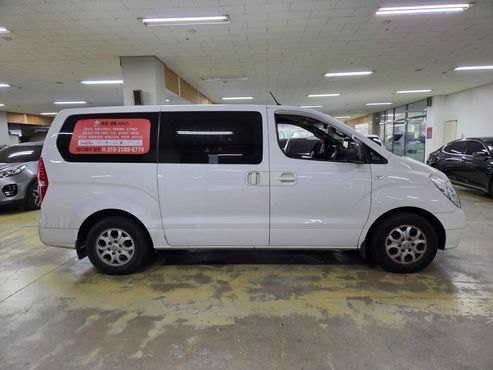 Hyundai Starex 3-Seater VAN CVX Luxury — пробег 236 943 км — фото 5 из 5