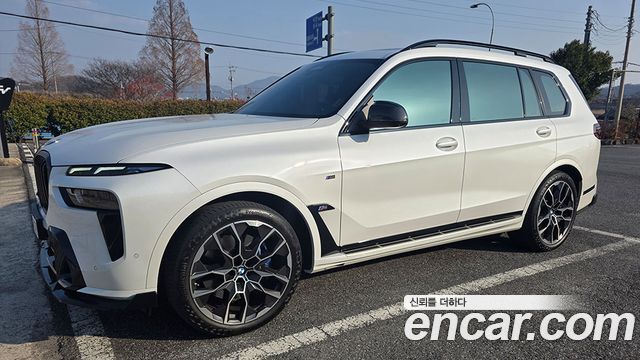 BMW X7 xDrive 40i M Sport 6STR — пробег 35 302 км — фото 2 из 5
