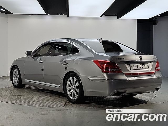 Hyundai Equus VS380 LUXURY — пробег 215 527 км — фото 3 из 5