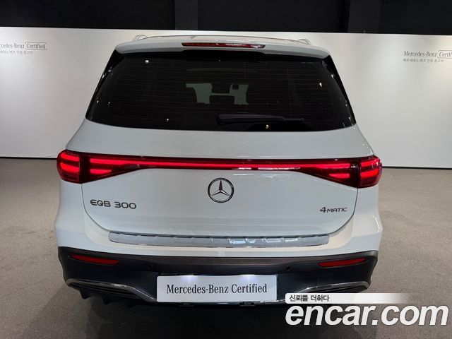 Mercedes-Benz EQB EQB300 4MATIC AMG Line — пробег 3 659 км — фото 4 из 5